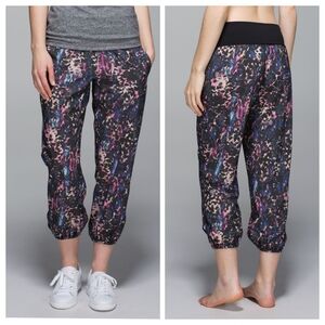 Lululemon Om Pant Floral Sport Black Multi Stretch Lightweight Dance Pants